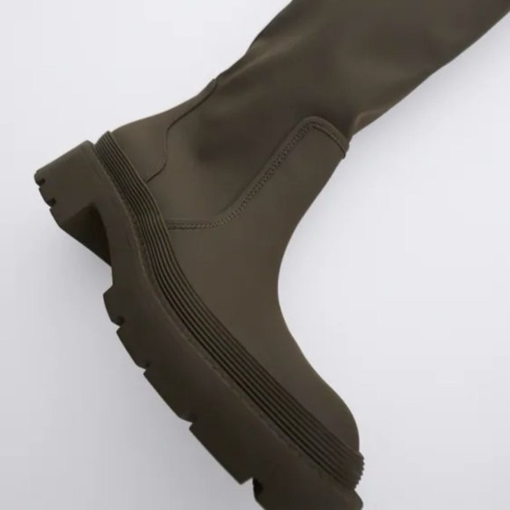 ZARA Khaki Green Rubber Knee-High Chunky Low Platform Pull-On Rain Comfort Boots - Picture 9 of 16